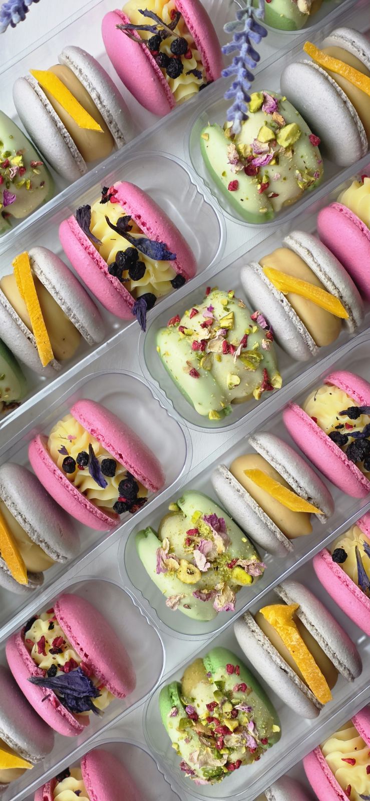 Pistachio Choux thumbnail 3